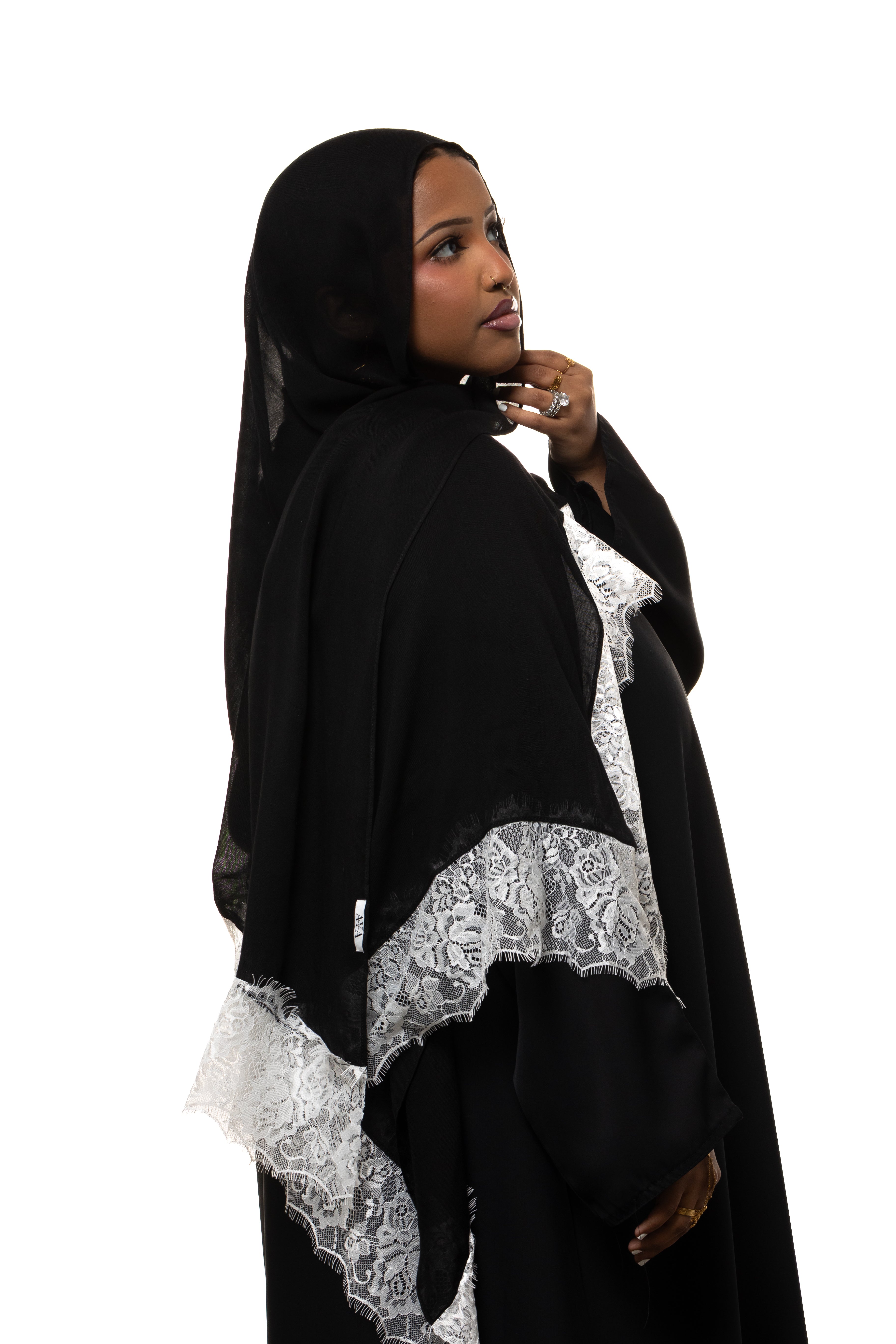 Noir Lace Modal